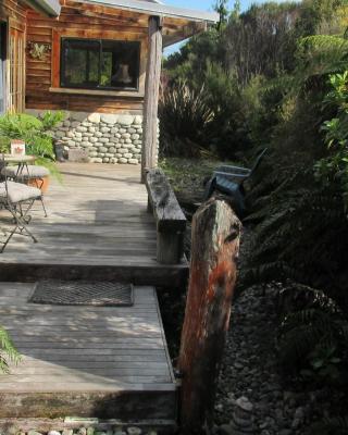 Beaconstone - off grid retreat