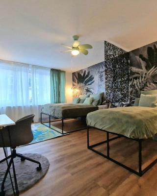 Light Jungle - Innenstadt für 7 Grill Balkon Netflix Waschtrockner