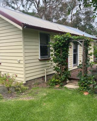 The Dairy Cottage - Lake Lorne - Drysdale