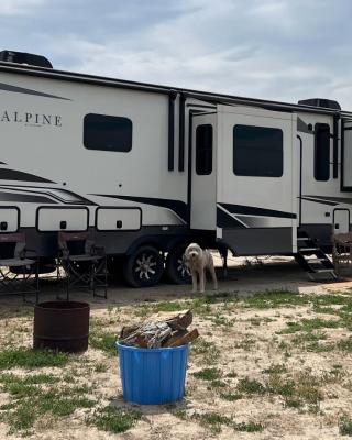 JMA Alpine Inn