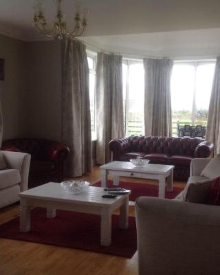 Killarney Farm House.