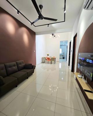 Air-home No 28 Simpang near Aulong Econsave, 3BR, 7pax, Netflix