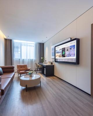 Atour Hotel Guangzhou Panyu Wanbo CBD Hanxi Changlong