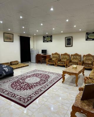 Al Ramla, Na’eem Bin Masoud St#8, Villa#10
