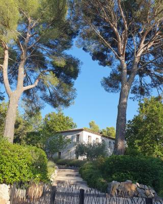 Lou Pantai, Bed and breakfast, small double Bedroom