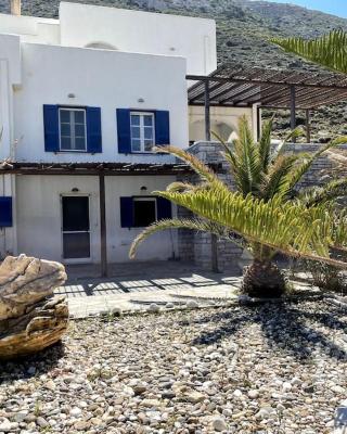 Ariadne's apartment - Apollonas