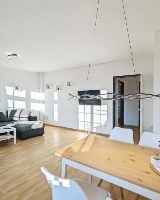 HW2B - Urlaubsmagie - Wohlfühlwohnung mit Balkon, Pool, Sauna & Terrasse