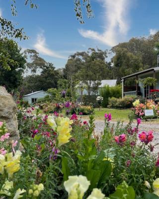 Tindoona Cottages