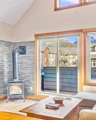 Canmore Mountain view loft apartment heated outdoor pool