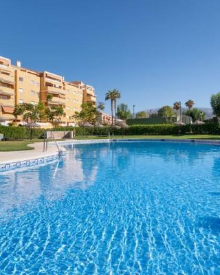 Beachfront apartment - terrace with sea view - pool