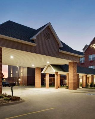 Country Inn & Suites by Radisson, Coralville, IA