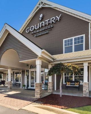 Country Inn & Suites by Radisson, Freeport, IL