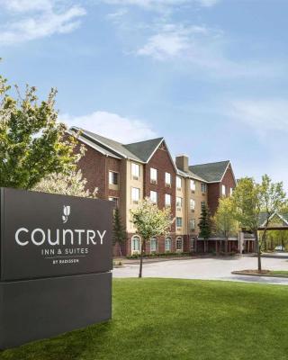 Country Inn & Suites by Radisson, Novi, MI
