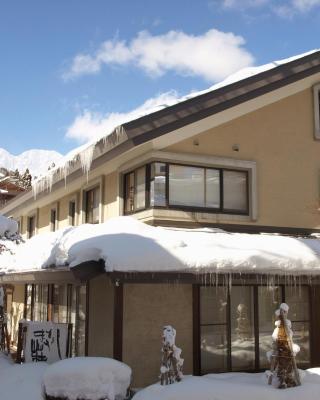 Hakuba Onsen Ryokan Shirouma-so