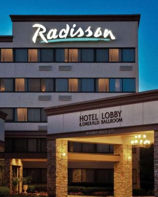 Radisson Hotel Freehold