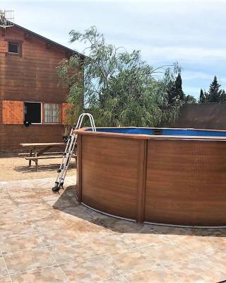 Carmeta - Casa Rural de madera con jardín, piscina privada y barbacoa - Deltavacaciones