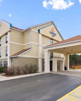 Comfort Inn Dunn near I-95