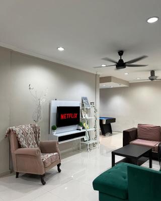 Landed Corner-Lot Townhouse Homestay GG Greenwood Gombak