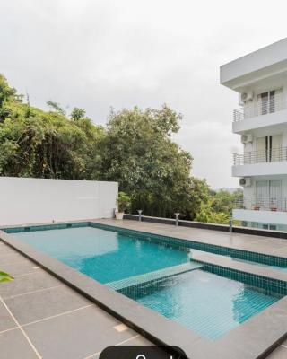 Premium 2BHK Apartment with pool at Candolim Beach