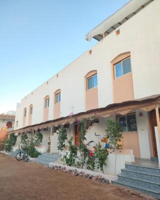 Al Deira Dahab Hotel