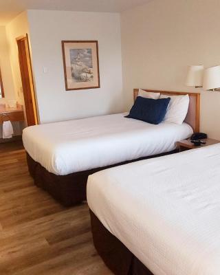Harbor Inn