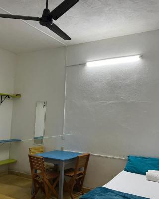 Studio Madero PB-04