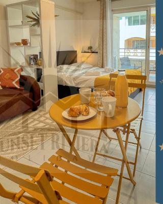 LE STELLA MARINE Studio AirCo garage for 2 By Sunset
