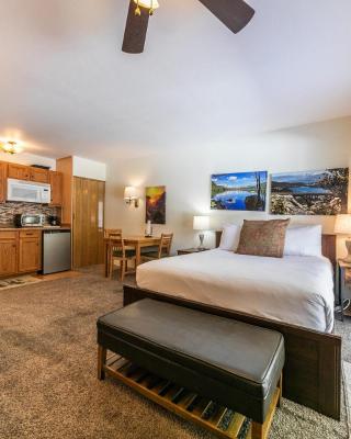Cozy Studio w/Kitchenette and Balcony #212 at Donner Lake Village