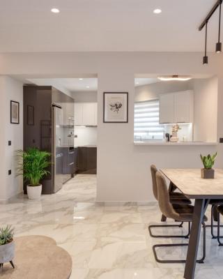 Anesis Deluxe Apartment 1