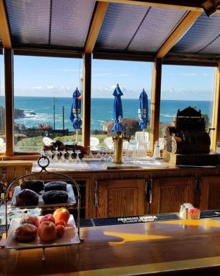 Ocean Cove Lodge Bar & Grill