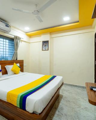 Itsy Hotels Anand Executive, Near Amanora