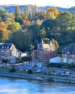 Mes Caprices B&B Villa Mosan Bord de Meuse