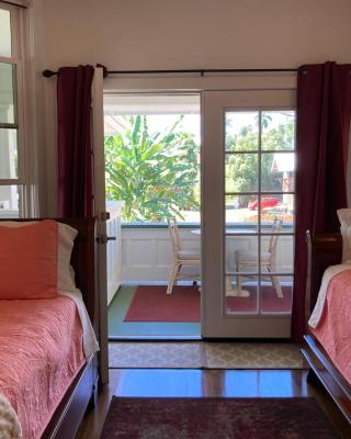 Hilo Bay Oceanfront Bed and Breakfast