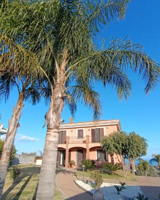 Villa Feluchia Tra Il Mare E Il Vulcano