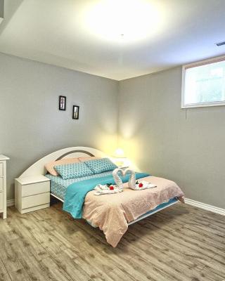 Bright Basement & Private Bathroom, free Parking