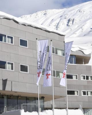 Hotel Ski Austria St.Christoph a.A.