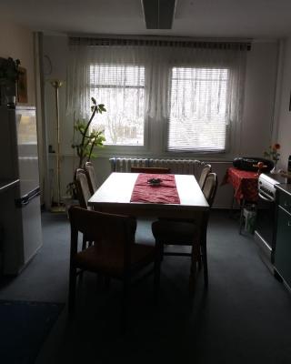 TWS Pension an der B1