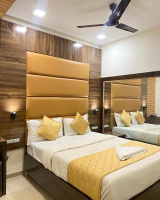 Hotel Blue Wellington - Near Mumbai Airport