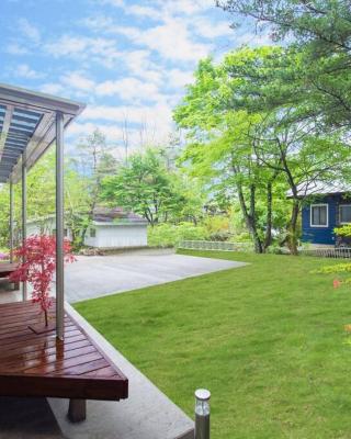 Private hot-spring Villa in Kusatsu
