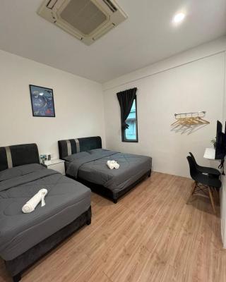 KIWI INN