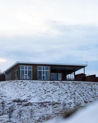 Golden Circle Villa - Hot Tub & Sauna