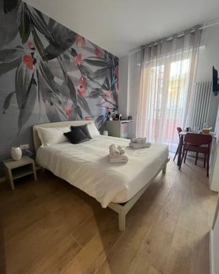 CALARI ROOMS - AFFITTACAMERE