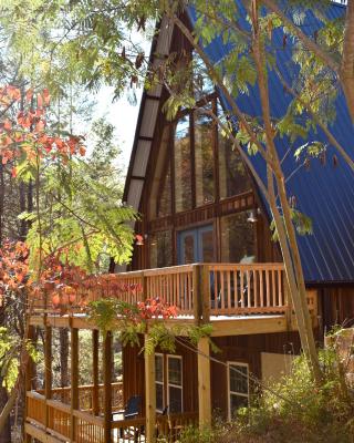 Cabin Coco - April May sale dates! Luxe A Frame with projector screen, arcade and swim spa