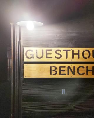 Amino Guesthouse Bench
