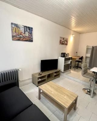 Studio confortable dans le centre de Douai