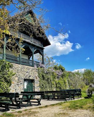 Somlo Wineshop Guesthouse