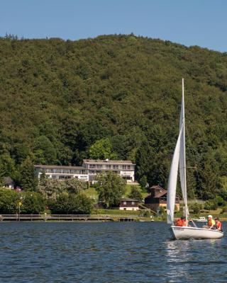 PlusNaturHotel direkt am Ederseeufer Waldhotel Wiesemann und Ferienapartments