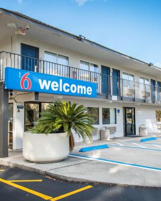 Motel 6-Kissimmee, FL - Orlando