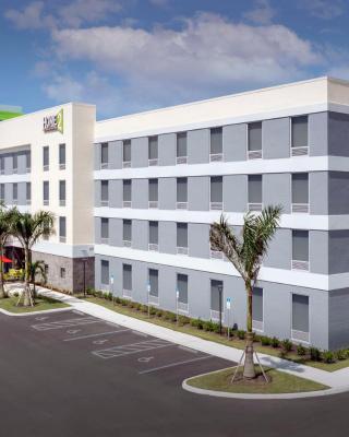 Home2 Suites by Hilton Fort Myers Airport