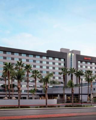 Bakersfield Marriott at the Convention Center